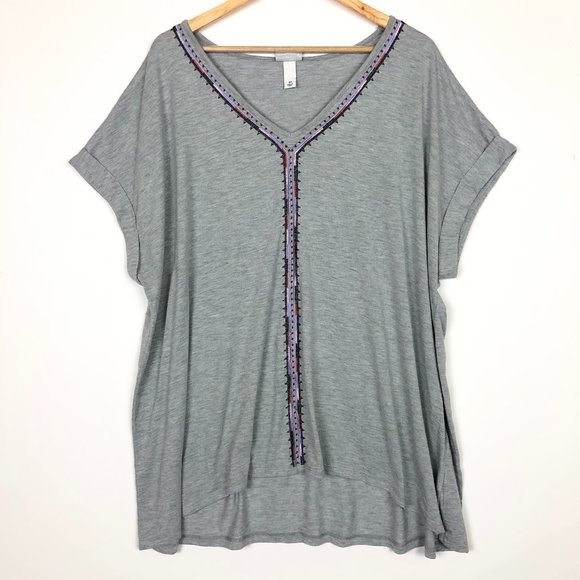 Ava & Viv Tops - Ava & Viv Gray Boho V-Neck Short Sleeve Top 3X